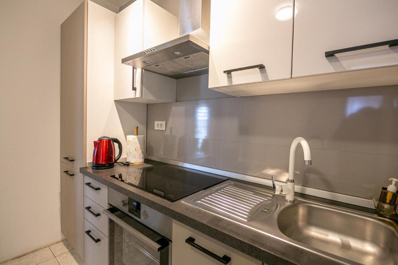 Apartment Noemi Пула Екстериор снимка